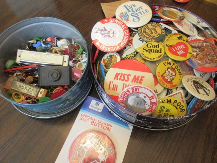 Lots of buttons and Cracker Jack prizes 