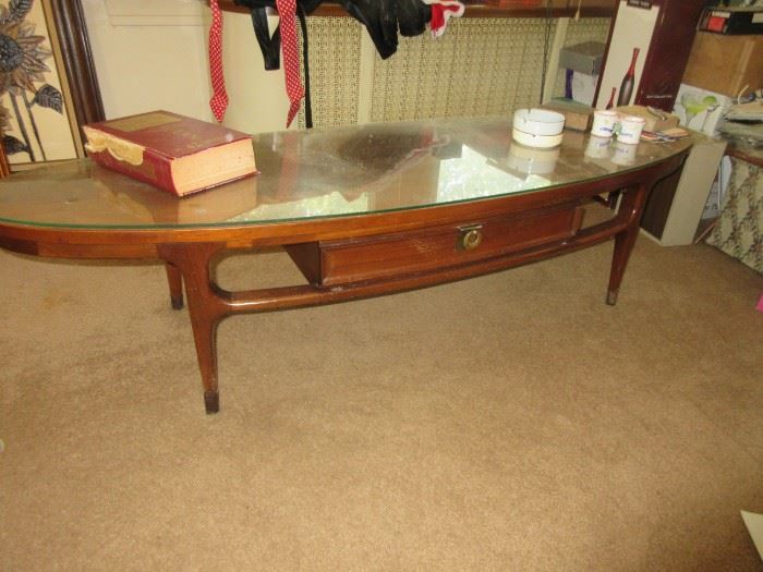 Matching oval coffee table