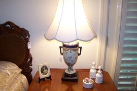 One of a pair of lamp