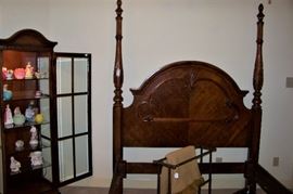 Beautiful queen size bed