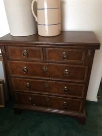 lovely small to medium size furniture-think of the possibilities !!  this one has 2 pull out braces for the top to open  up and become a desk 