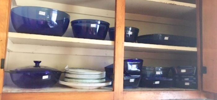 Blue Anchor Hocking cookware 