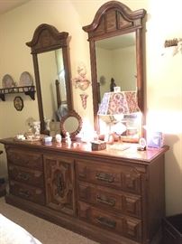 Mid-Century Dresser w/ dual mirrors