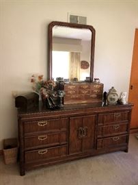 Thomasville Mystique Bedroom Furniture