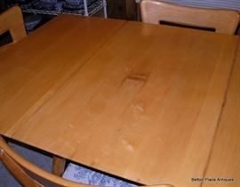 Top of the Paul McCobb Planner Group 1950 era Dining Table.