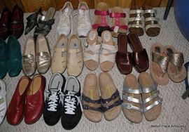 Size 8 1/2 Ladies Shoes  from #Birkenstock, Clarks and more