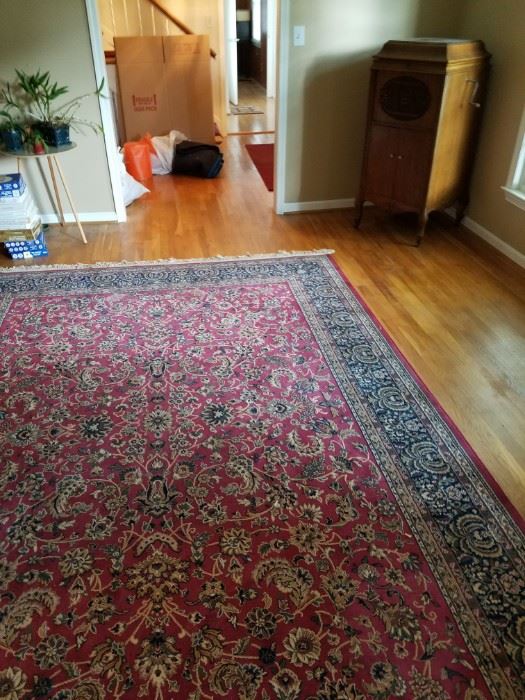 Oriental Machine woven floor rugs