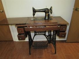 Antique Treadle Singer Sewing Machine 