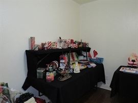 Assorted Christmas Décor