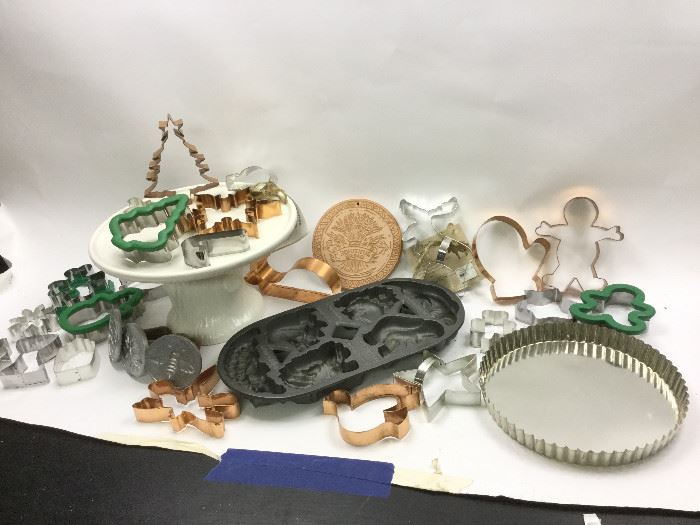  Baking Galore: Molds, Cookie Cutters http://www.ctonlineauctions.com/detail.asp?id=750114