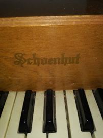 Schoenhut Toy Piano