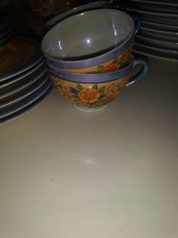 Lusterware
