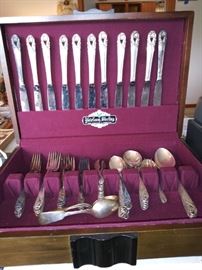 SPRING GLORY PATTERN SILVER SET.
