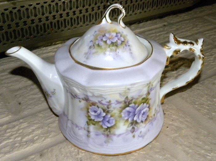 Hand Painted Musical Teapot