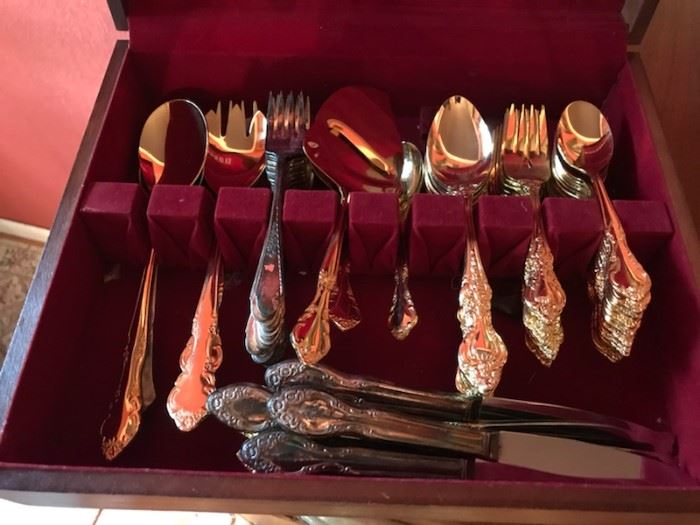 Plated Flatware Set