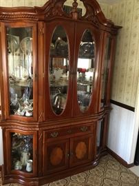 China cabinet / display  drawer and storage with doors below