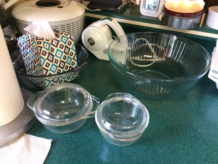 kitchen bowls