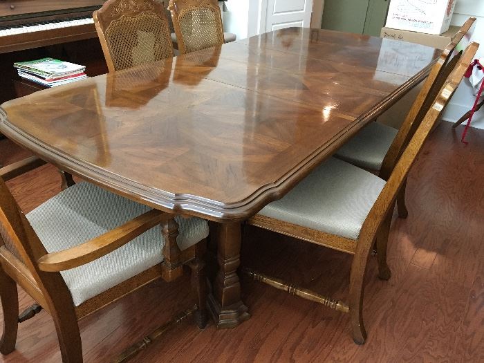 Lovely Dining Table with Patterned Table top and leaves