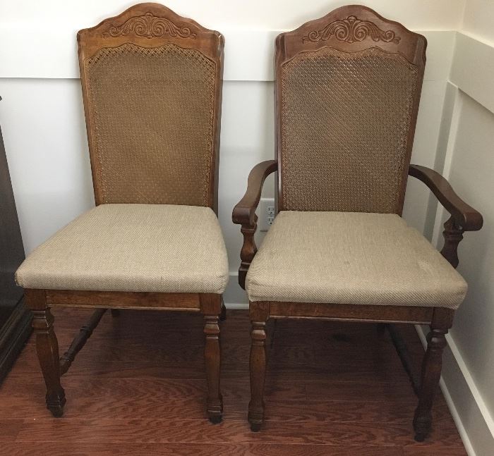4 matching side chairs and 2 arm chairs