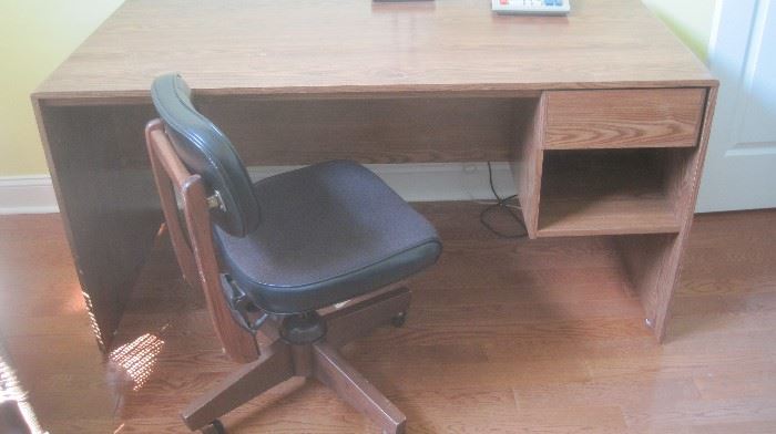 Large desk,  Hon desk chair
