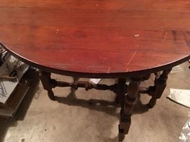Gate Leg Table