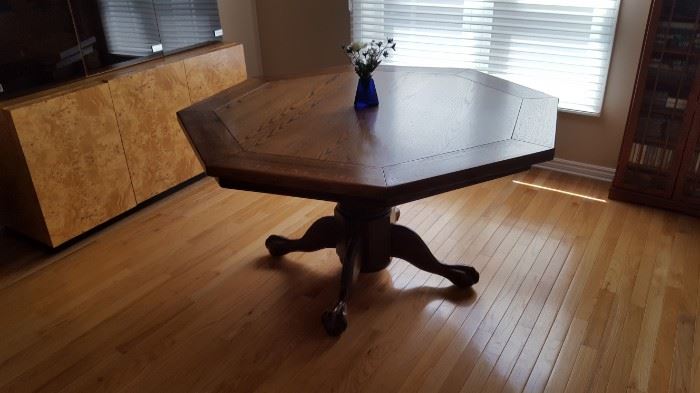 Octagon Claw Foot Dining Table / Poker Table