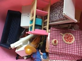 Dollhouse furniture