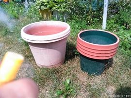 Lightweight planters