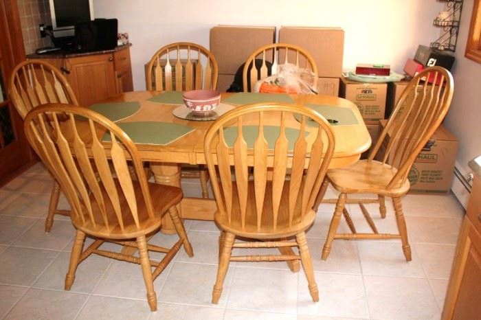 Nice Oak Kitchen Set with 6 Chairs