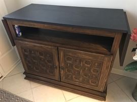 BEVERAGE / BUFFET SERVER WITH DROP SIDES FOR SMALL SPACES