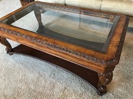LOVELY DETAILED COCKTAIL TABLE 