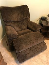 LA-Z-BOY CHOCOLATE  RECLINER 