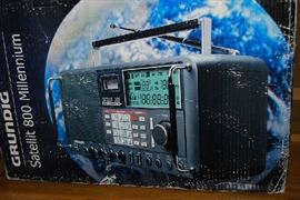 Grundig 800 Satellit Radio