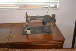 Vintage Singer Sewing Machine