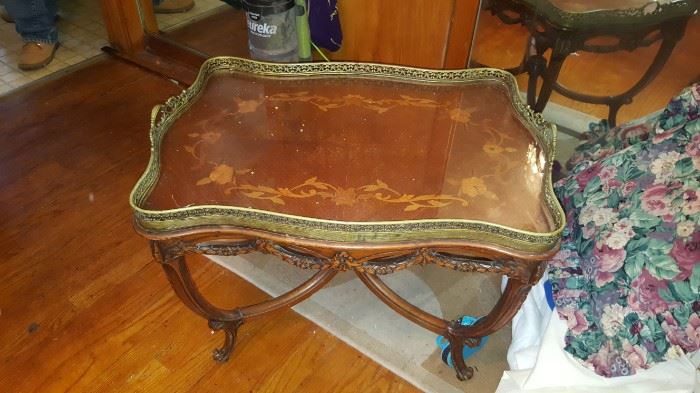 Darling French Style inlaid coffee table with serving tray
