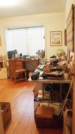 Vintage Office full of treasures