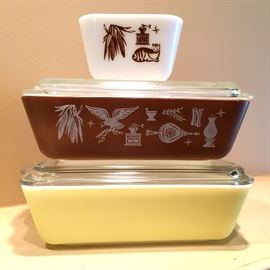 1962 “Early American” Pyrex 