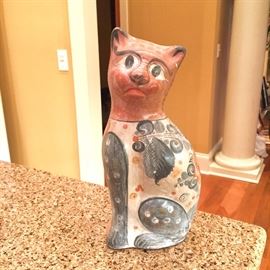 Clay cat figure