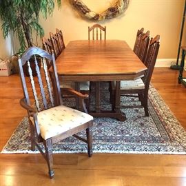 Dining table, 2 Leaf inserts and 8 chairs