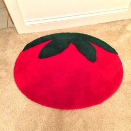 Very cute tomato rug