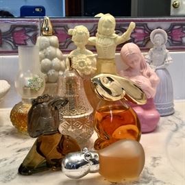 Vintage Avon parfume bottles