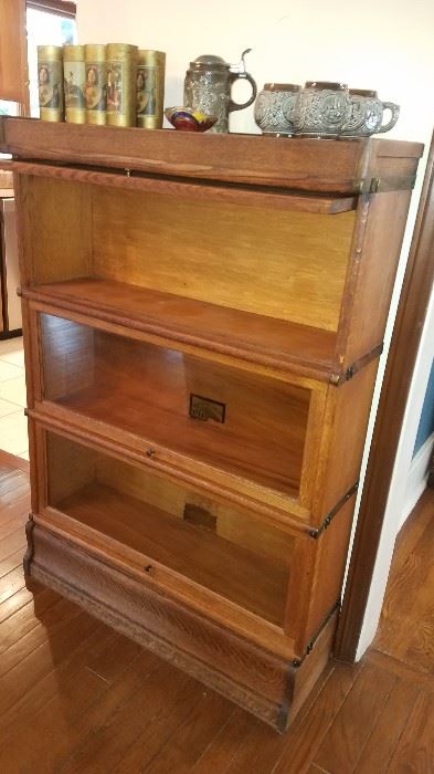 Pr. Globe-Wernicke 3 drawer barrister cabinet
