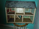 1950s Dollhouse