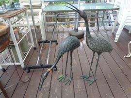 love these metal birdies