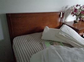 pair mid century twin beds w/mattresses