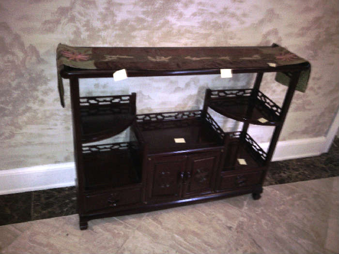 Rosewood Netsuke Curio Stand