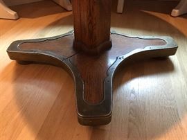 Base of Romweber Viking Oak Collection kitchen table 