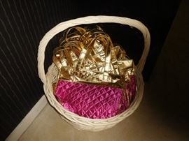 Twenty new quilted hand bags