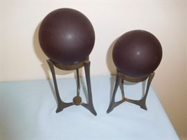 Amethyst glass spheres