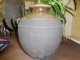 Hand made vase signed "Evans"